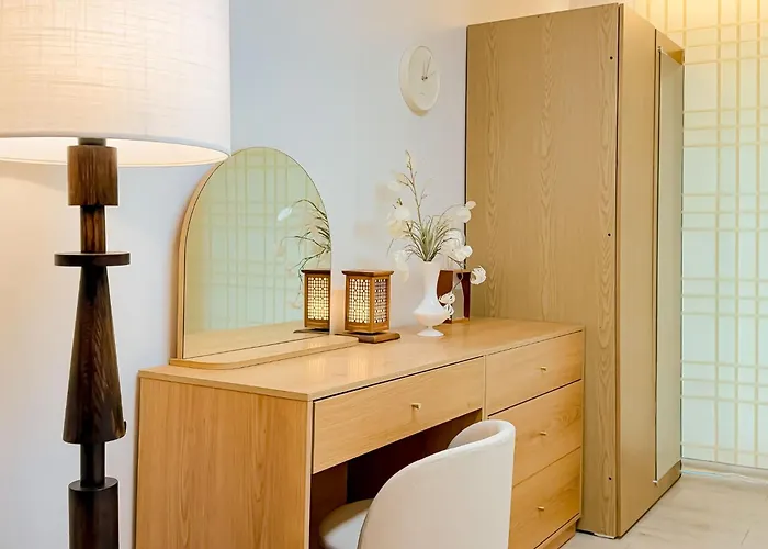 Seocho,gangnam,garosu-gil,coex,family Accommodation,itaewon 20 Minutes *