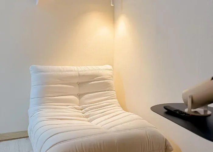 Seocho,gangnam,garosu-gil,coex,family Accommodation,itaewon 20 Minutes Seoel