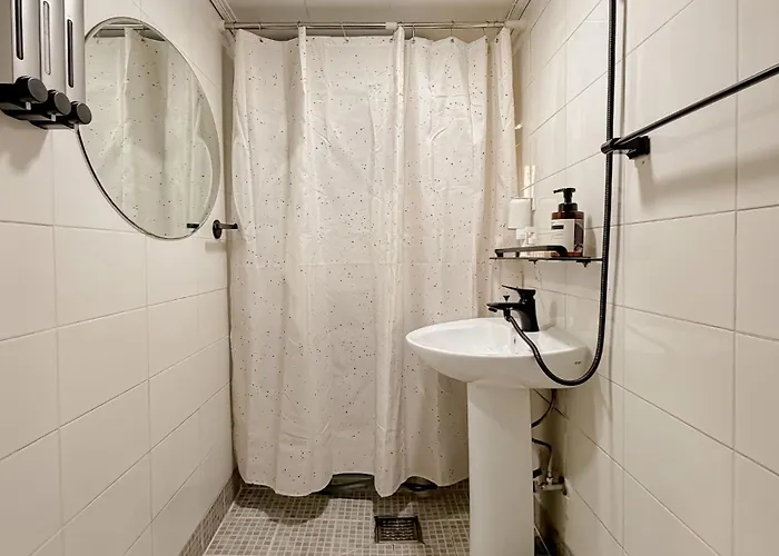 Seocho,gangnam,garosu-gil,coex,family Accommodation,itaewon 20 Minutes *